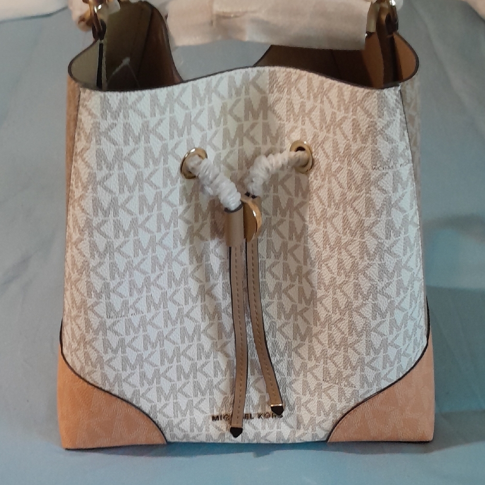 Michael Kors Cream and Tan Shoulder Bag